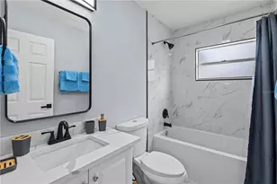 2465 16th Ave S, Saint Petersburg, FL 33712 - Photo 19