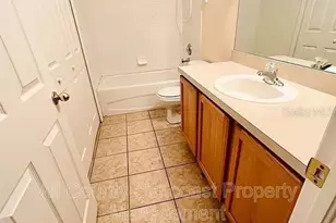 3872 Mariner Dr, Saint Petersburg, FL 33705 - Photo 15