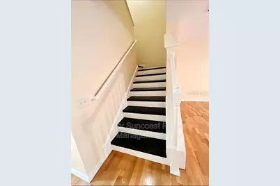 3872 Mariner Drive, Saint Petersburg, FL 33705 - Photo 13