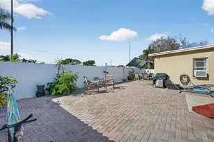 6514 Seafairer Dr, Tampa, FL 33615 - Photo 33