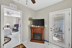 6514 Seafairer Dr, Tampa, FL 33615 - Photo 29