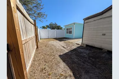 2411 45th Street S, Saint Petersburg, FL 33711 - Photo 25
