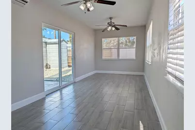 2411 45th Street S, Saint Petersburg, FL 33711 - Photo 11