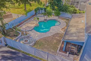 2807 Windcrest Oaks Ct, Valrico, FL 33594 - Photo 49