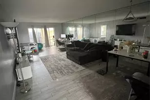 5961 N Falls Cir Dr, Lauderhill, FL 33319 - Photo 3