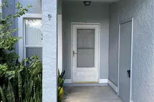 62 Emerald Bay Dr, Oldsmar, FL 34677 - Photo 3