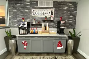 7150 N Tamiami Trl, Sarasota, FL 34243 - Photo 33