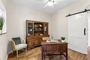 1737 Sassafras Dr, Wesley Chapel, FL 33543 - Photo 21