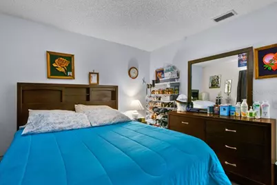 1125 40th Street S, Saint Petersburg, FL 33711 - Photo 27