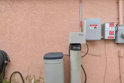 1125 40th Street S, Saint Petersburg, FL 33711 - Photo 35