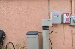 1125 40th St S, Saint Petersburg, FL 33711 - Photo 35