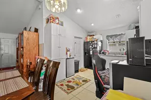 1125 40th St S, Saint Petersburg, FL 33711 - Photo 13