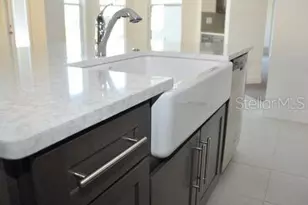 2471 Coco Palm Cir, Wesley Chapel, FL 33543 - Photo 27