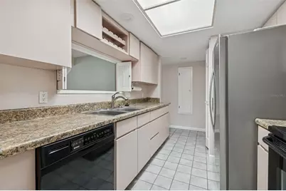 4901 Umber Way S, Tampa, FL 33624 - Photo 15