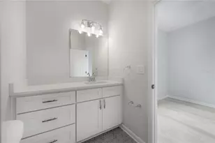 3921 W State St, Tampa, FL 33609 - Photo 27