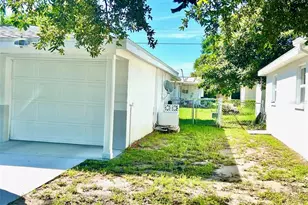 4640 Taray Ln, Holiday, FL 34690 - Photo 5