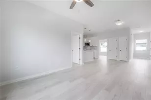 3921 W State St, Tampa, FL 33609 - Photo 15