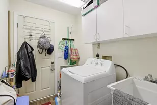 560 E Falconry Ct, Hernando, FL 34442 - Photo 27