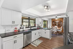 560 E Falconry Ct, Hernando, FL 34442 - Photo 9