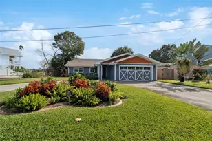 292 Sunlit Cove Dr NE, Saint Petersburg, FL 33702 - Photo 23