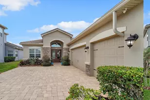 31176 Chesapeake Bay Dr, Wesley Chapel, FL 33543 - Photo 3