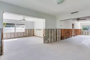 16105 1st St E, Redington Beach, FL 33708 - Photo 19