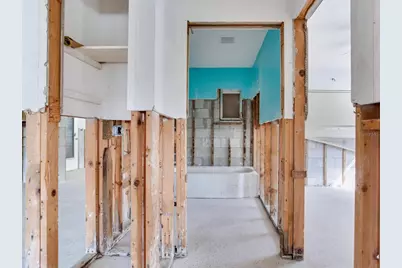 16105 1st Street E, Redington Beach, FL 33708 - Photo 15