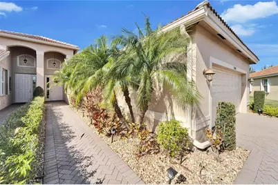 15618 Aurora Lake Circle, Wimauma, FL 33598 - Photo 3