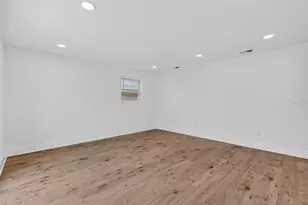 1550 Cumberland Ln, Clearwater, FL 33755 - Photo 25