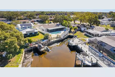 6004 Tampa Shores Boulevard, Tampa, FL 33615 - Photo 59