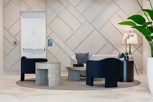 301 1st St S, Saint Petersburg, FL 33701 - Photo 7