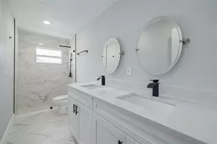 2436 Beacon Grvs Blvd, Palm Harbor, FL 34683 - Photo 15