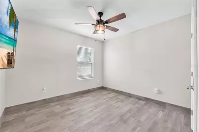 14135 Arbor Pines Drive, Riverview, FL 33579 - Photo 13