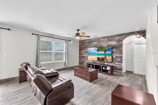 14135 Arbor Pines Dr, Riverview, FL 33579 - Photo 9