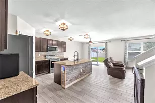 14135 Arbor Pines Dr, Riverview, FL 33579 - Photo 5