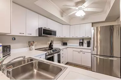 1125 W Peppertree Drive #701, Sarasota, FL 34242 - Photo 7