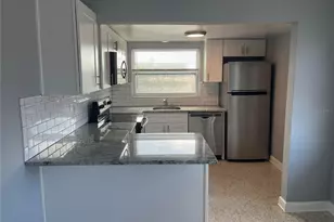 11355 3rd St E, Treasure Island, FL 33706 - Photo 5