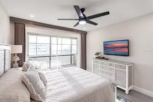 1125 W Peppertree Dr, Sarasota, FL 34242 - Photo 21