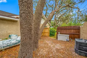 1813 N Riverhills Dr, Temple Terrace, FL 33617 - Photo 83