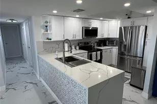 1380 Gulf Blvd, Clearwater, FL 33767 - Photo 17