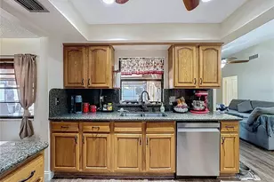 4108 Tyndale Dr, Brandon, FL 33511 - Photo 13