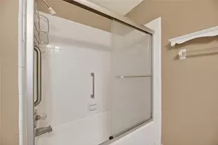 2003 Hartlebury Way, Sun City Center, FL 33573 - Photo 13