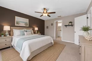 2003 Hartlebury Way, Sun City Center, FL 33573 - Photo 13