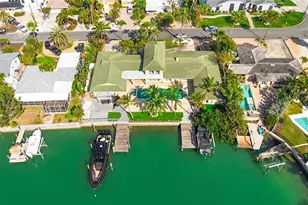482 Hermosita Dr, Saint Pete Beach, FL 33706 - Photo 3