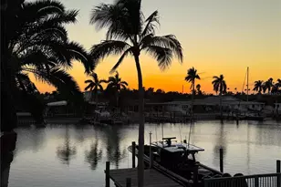 482 Hermosita Dr, Saint Pete Beach, FL 33706 - Photo 57