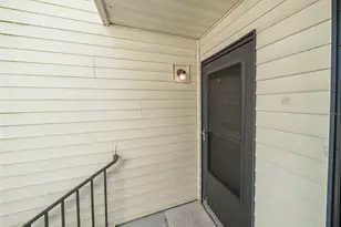 372 Moorings Cove Dr, Tarpon Springs, FL 34689 - Photo 15