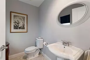 450 Knights Run Ave, Tampa, FL 33602 - Photo 7