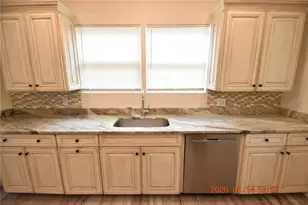 907 E Patterson St, Tampa, FL 33604 - Photo 13