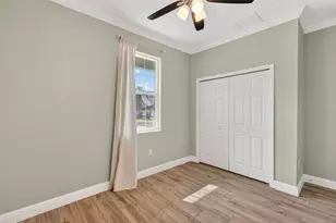 405 E Boyer St, Tarpon Springs, FL 34689 - Photo 15