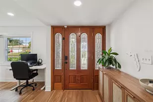 3838 McKay Creek Dr, Largo, FL 33770 - Photo 5